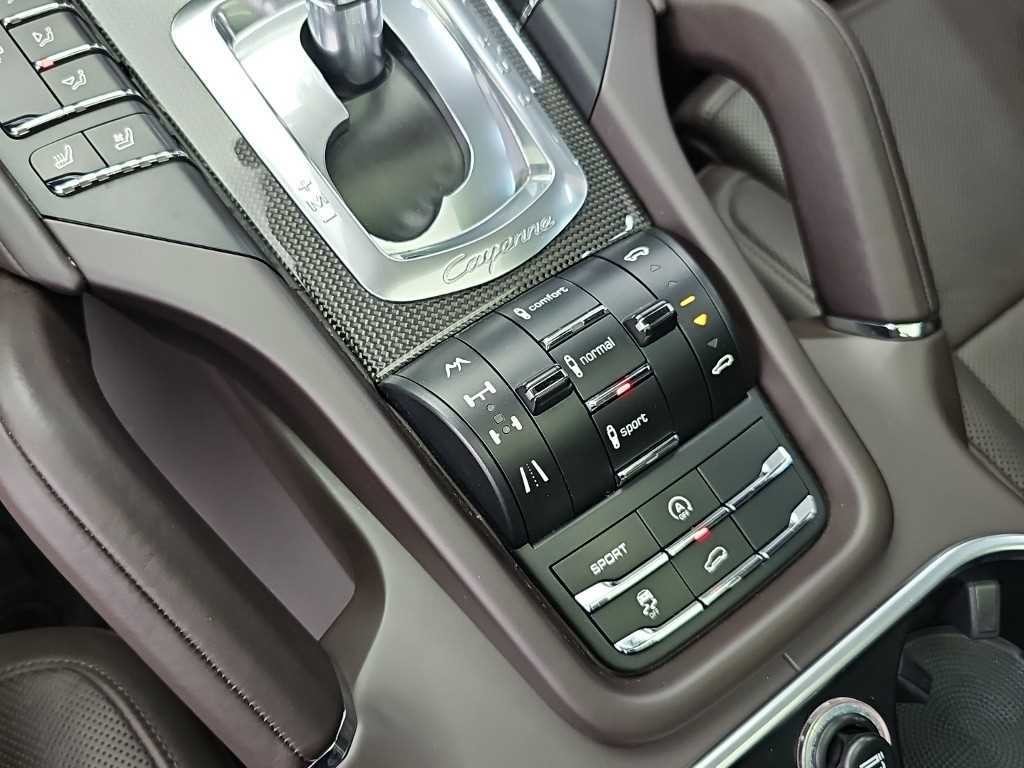포르쉐 카이엔 뉴 카이엔 4.8 GTS 이미지 18