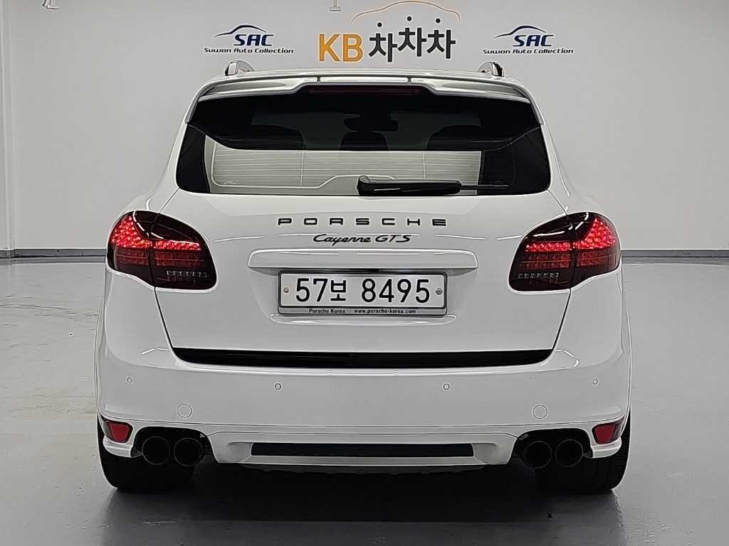 포르쉐 카이엔 뉴 카이엔 4.8 GTS 이미지 3