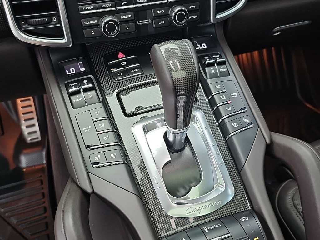포르쉐 카이엔 뉴 카이엔 4.8 GTS 이미지 8