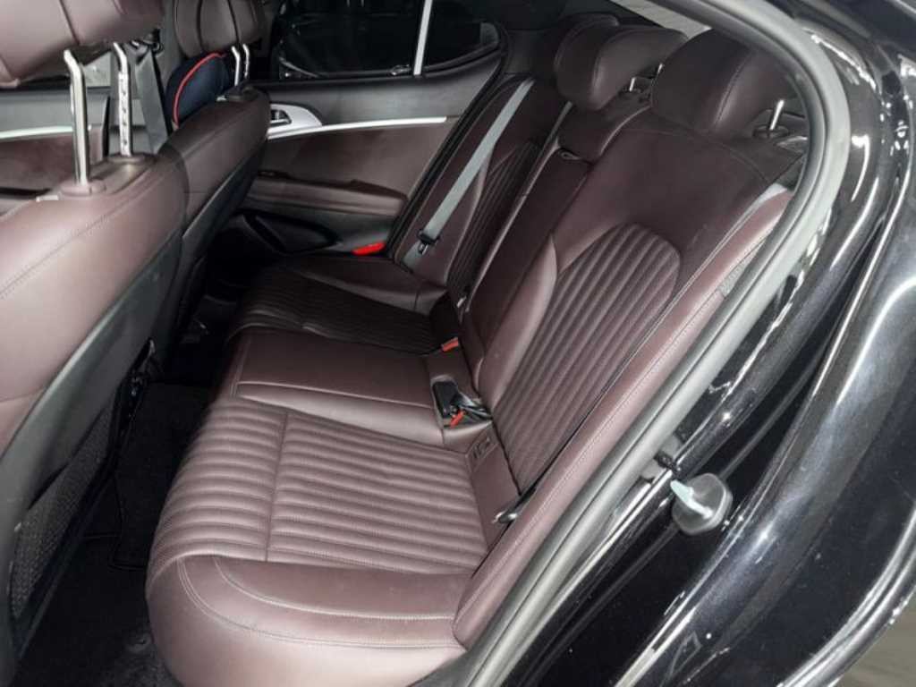 제네시스 G70 더 뉴 G70 가솔린 2.0T 4WD 이미지 7