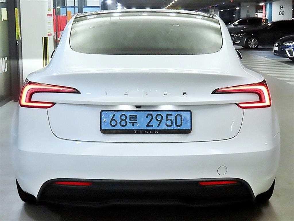 테슬라 모델 3 RWD 이미지 5