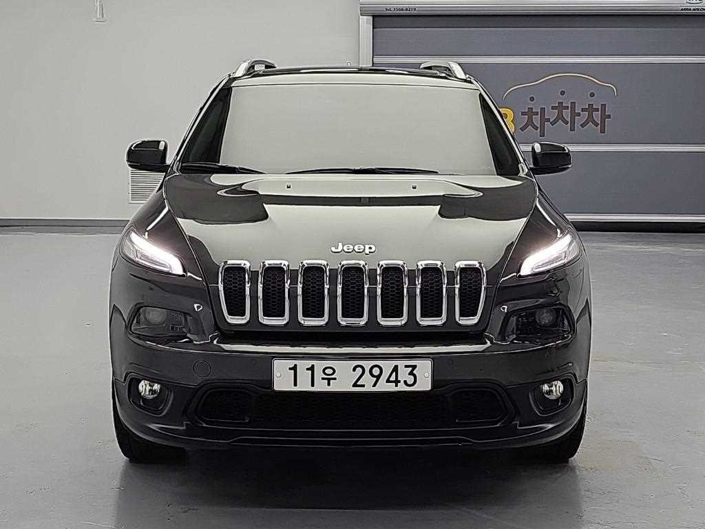 지프 체로키 체로키(KL) 2.0 디젤 론지튜드 AWD 이미지 1