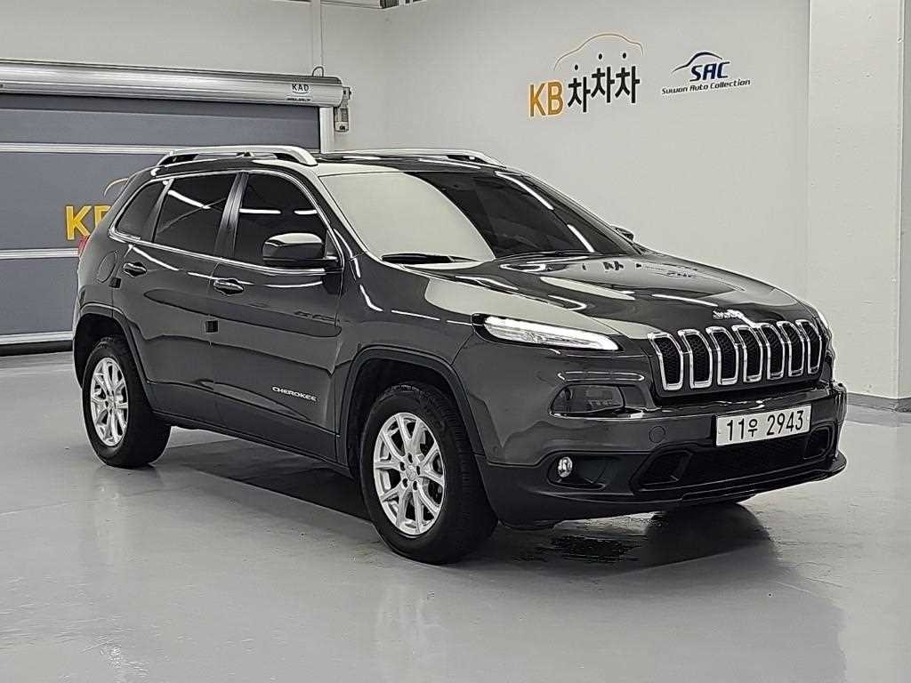 지프 체로키 체로키(KL) 2.0 디젤 론지튜드 AWD 이미지 4