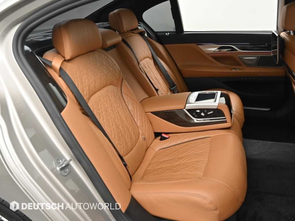 BMW 7시리즈 7시리즈 (G11) 730Ld xDrive 디자인 퓨어 엑설런스 이미지 14
