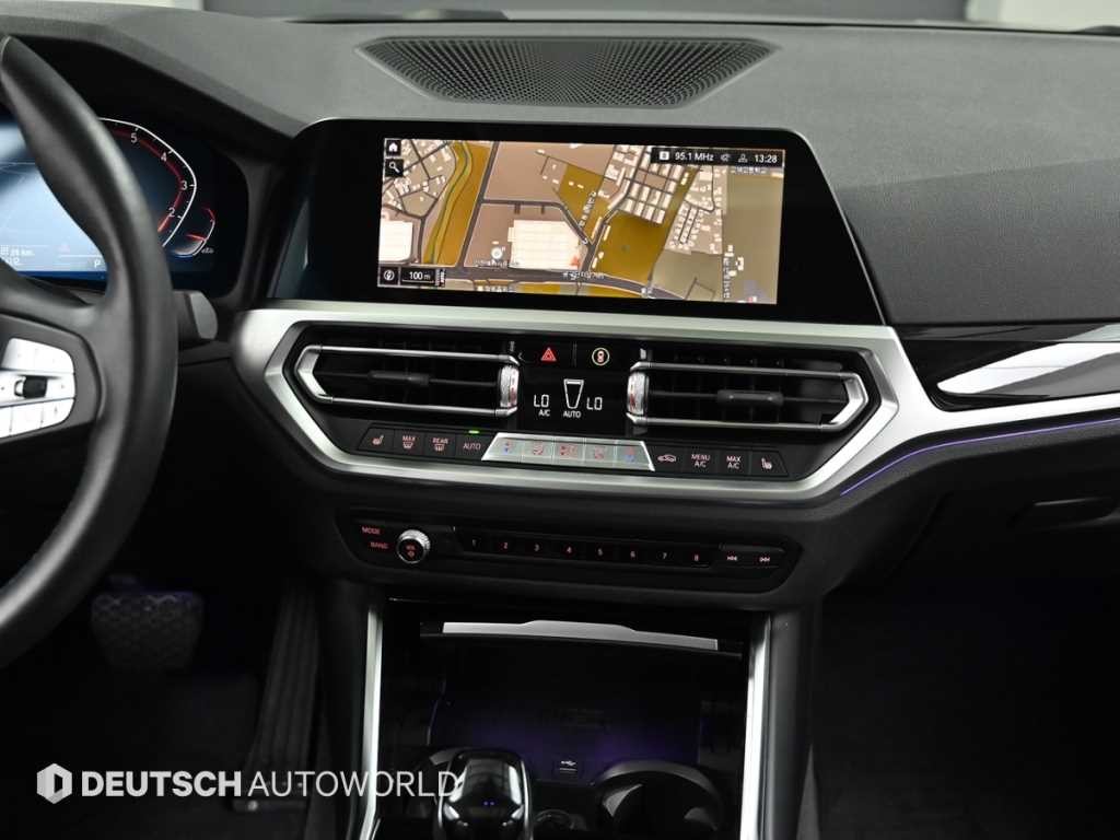 BMW 3시리즈 3시리즈 (G20) 320i 이미지 14
