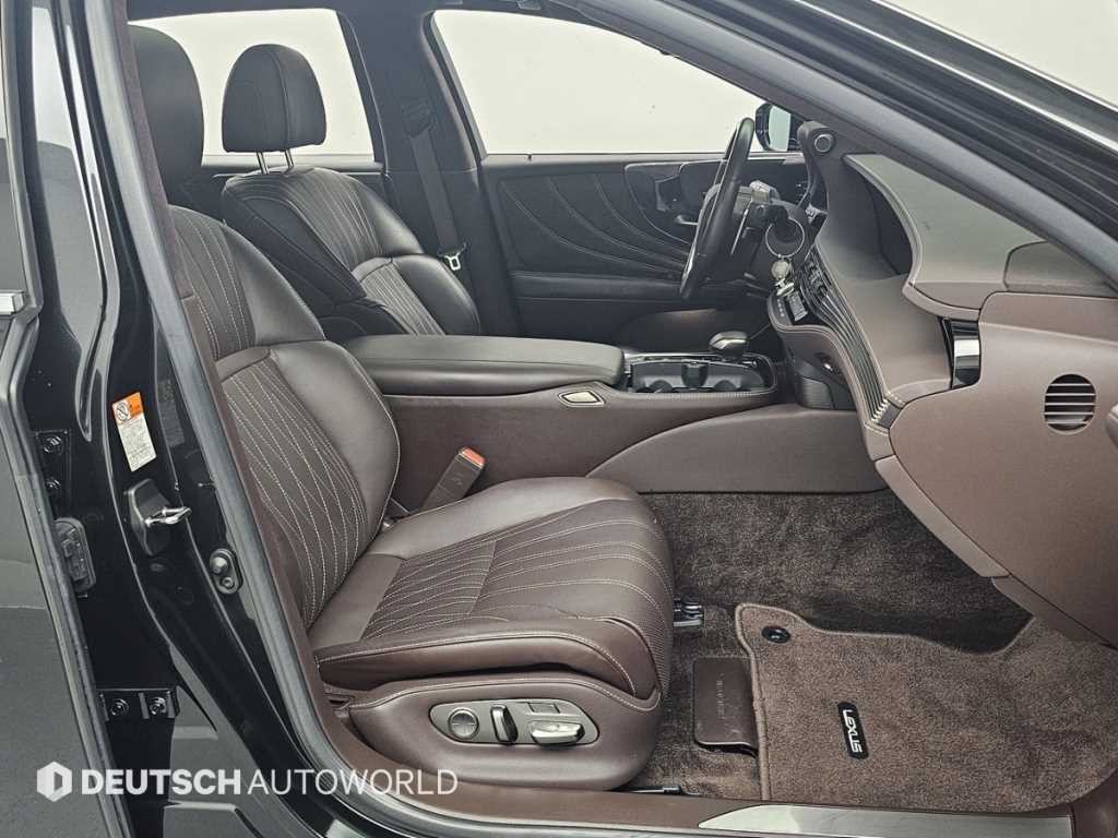 렉서스 LS LS500 3.5 플래티넘 AWD 이미지 10
