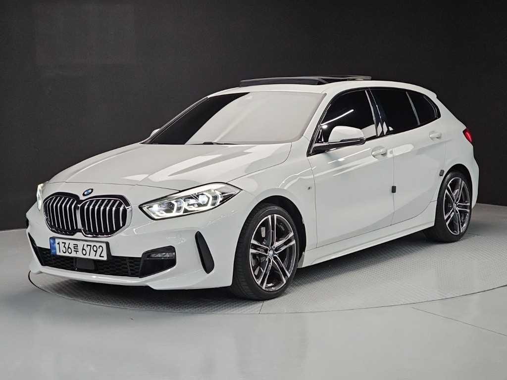 BMW 1시리즈 1시리즈 (F40) 120i M 스포츠 이미지 1