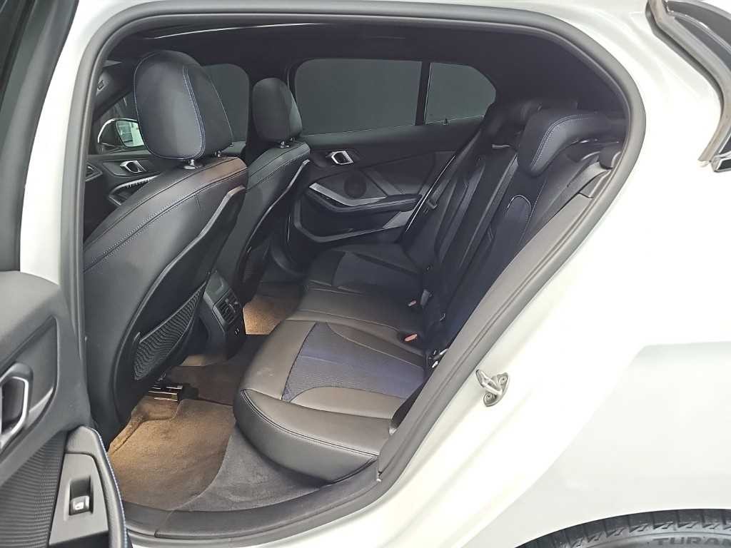 BMW 1시리즈 1시리즈 (F40) 120i M 스포츠 이미지 12