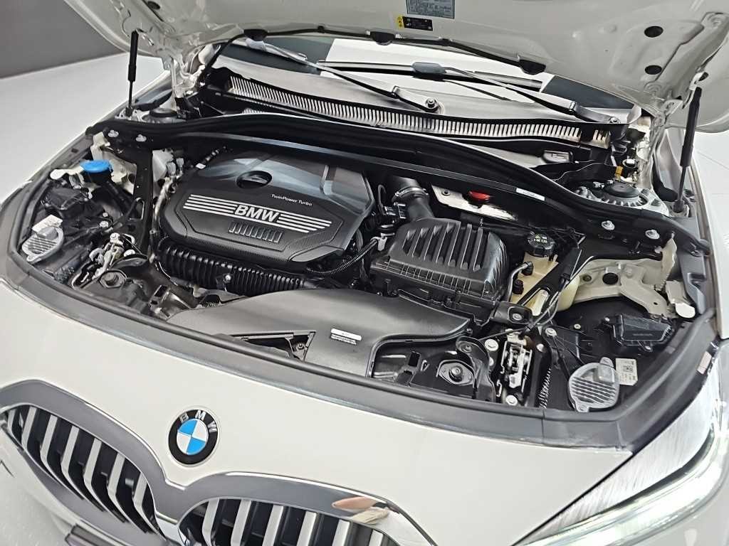 BMW 1시리즈 1시리즈 (F40) 120i M 스포츠 이미지 5