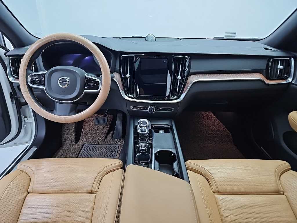 볼보 S60 S60(3세대) B5 얼티메이트 브라이트 이미지 7