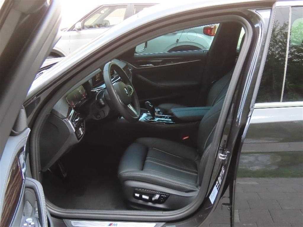 BMW 5시리즈 5시리즈 (G30) 520i M 스포츠 이미지 13