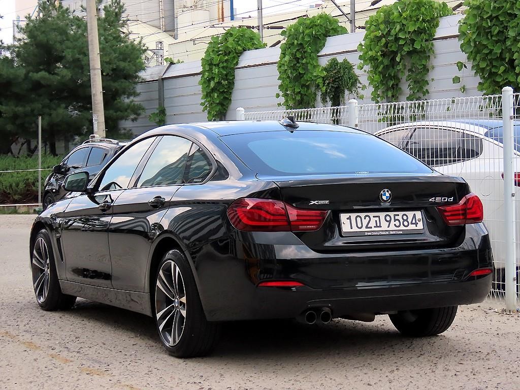 BMW 4시리즈 4시리즈 (F32) 420d xDRIVE 그란쿠페 스포츠 이미지 3