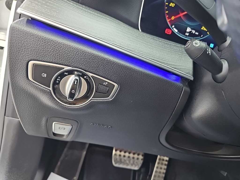 벤츠 E 클래스 E-클래스 W213 E450 4MATIC 카브리올레 이미지 19