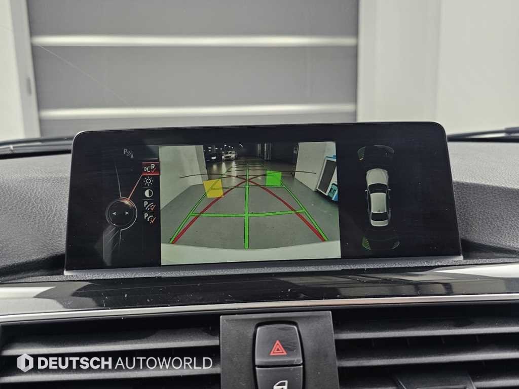 BMW 3시리즈 3시리즈 (F30) 320d 이미지 15