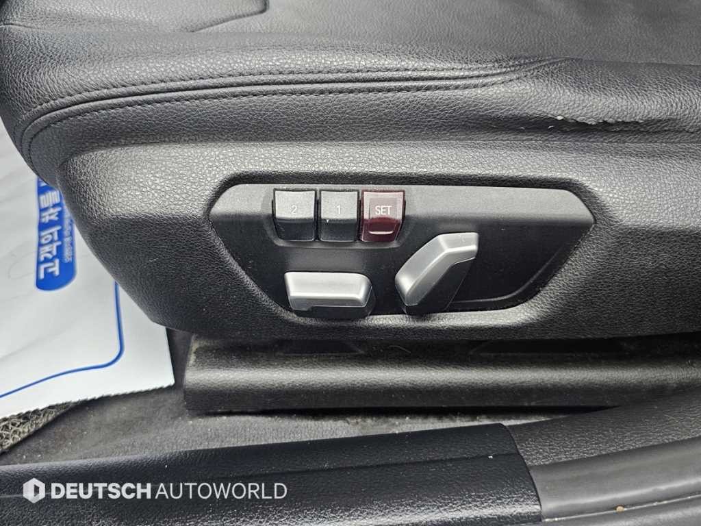 BMW 3시리즈 3시리즈 (F30) 320d 이미지 16