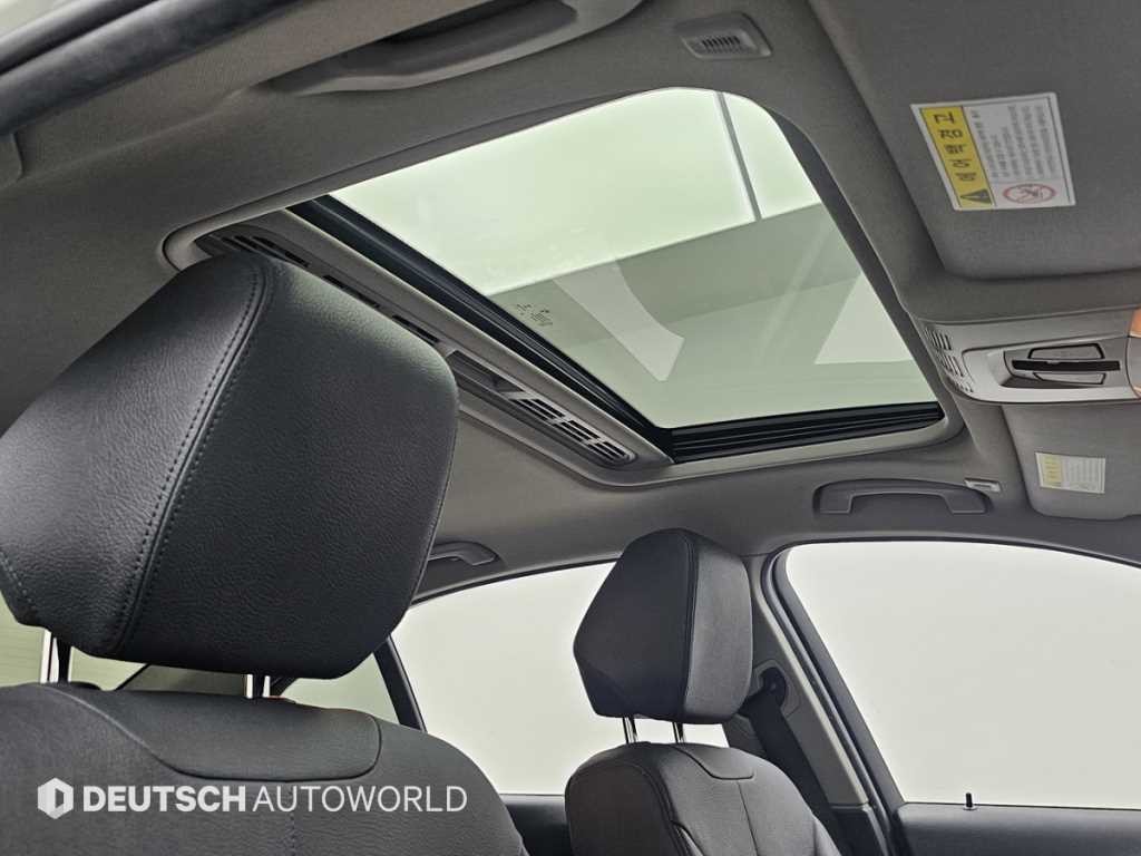 BMW 3시리즈 3시리즈 (F30) 320d 이미지 18