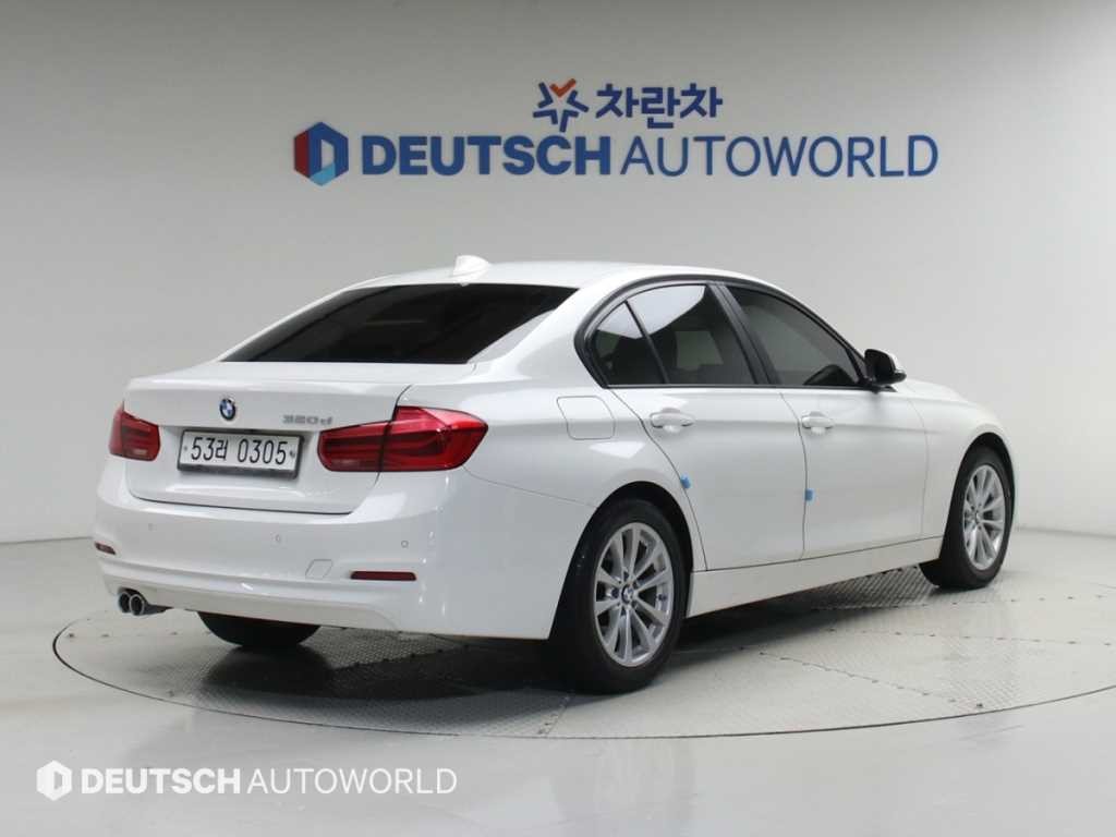 BMW 3시리즈 3시리즈 (F30) 320d 이미지 2