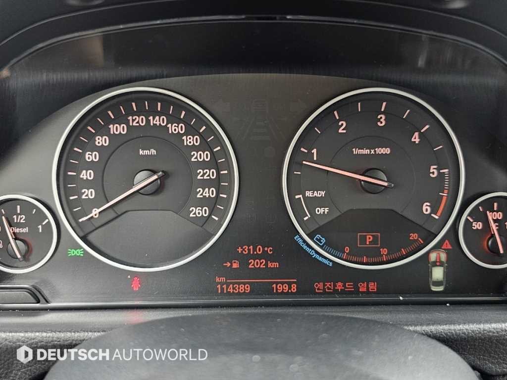 BMW 3시리즈 3시리즈 (F30) 320d 이미지 8