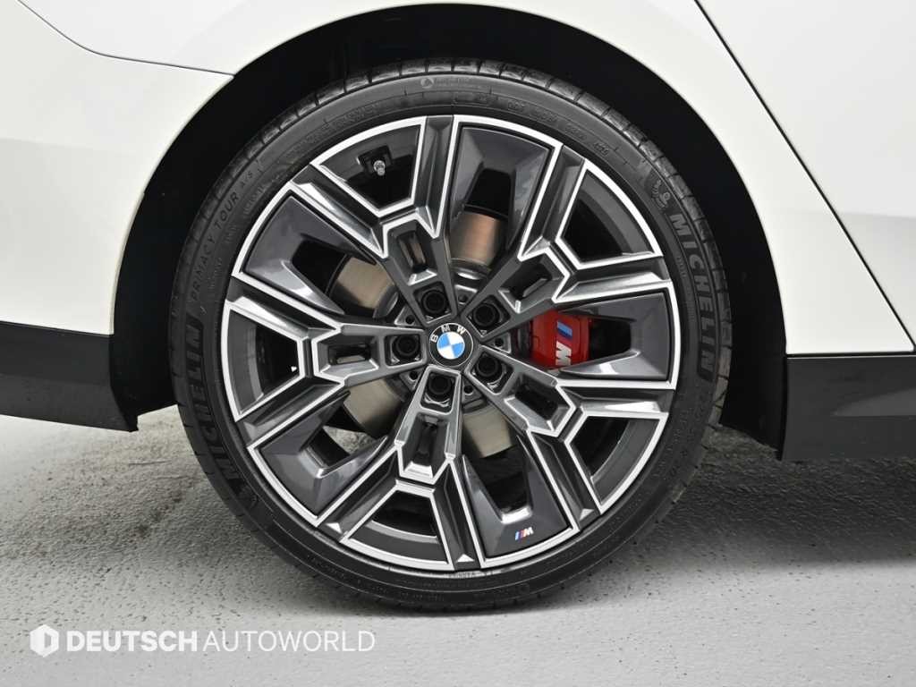 BMW 5시리즈 5시리즈 (G60) 530i xDrive M 스포츠 프로 스페셜 에디션 이미지 5
