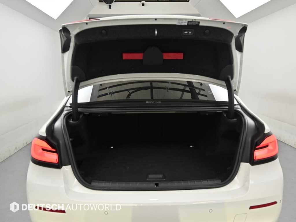 BMW 5시리즈 5시리즈 (G30) 530e 럭셔리 이미지 19