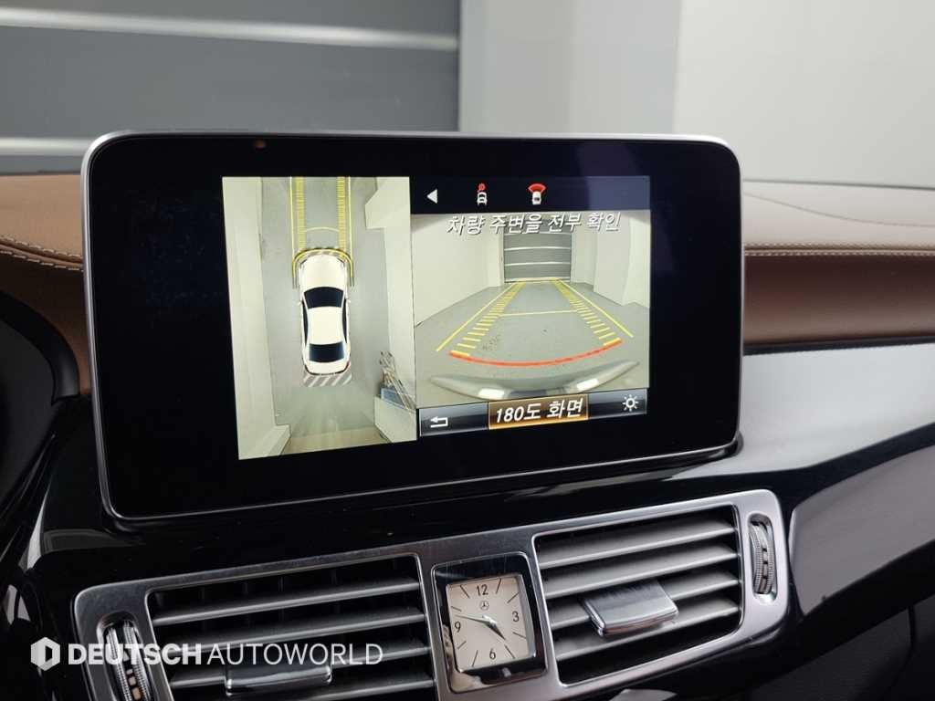 벤츠 CLS 클래스 CLS클래스 W218 CLS 400 AMG Line 이미지 14