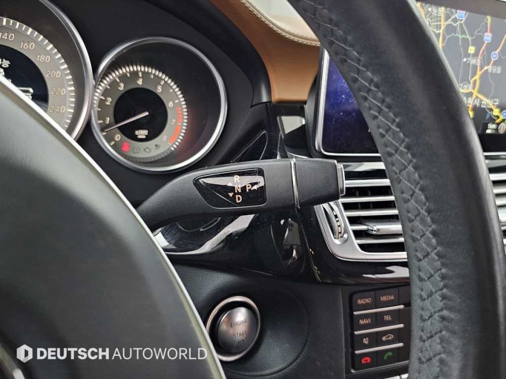 벤츠 CLS 클래스 CLS클래스 W218 CLS 400 AMG Line 이미지 8