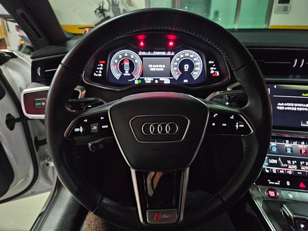 아우디 A7 A7 (4K) 55 TFSI 콰트로 프리미엄 이미지 11