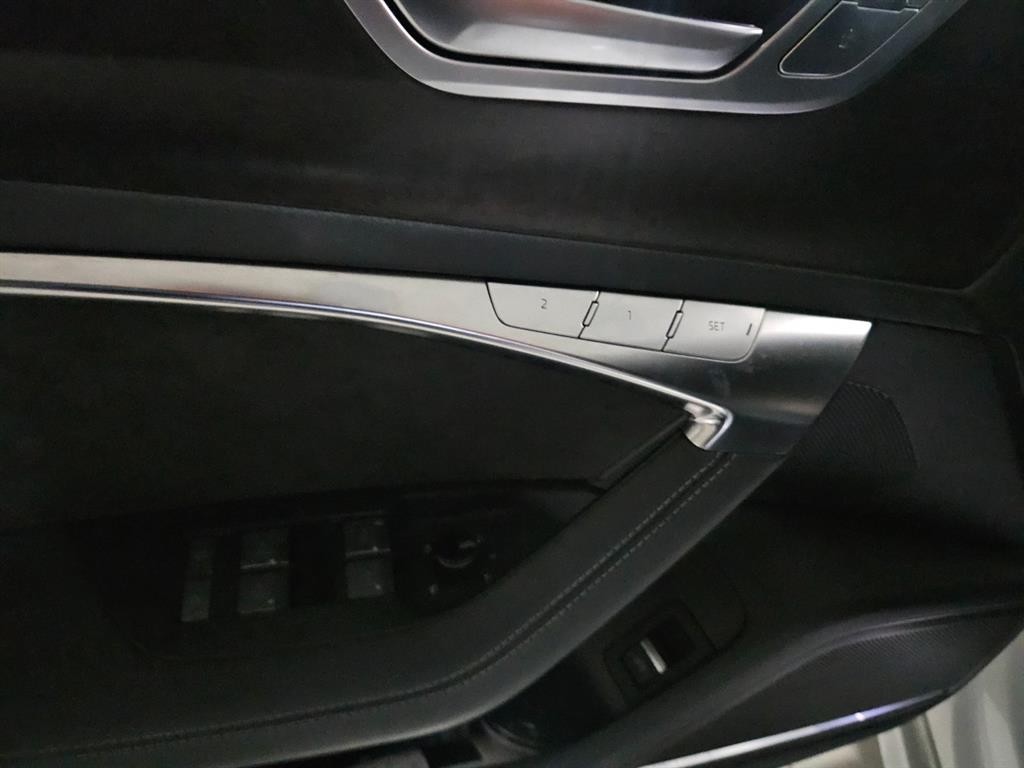 아우디 A7 A7 (4K) 55 TFSI 콰트로 프리미엄 이미지 8