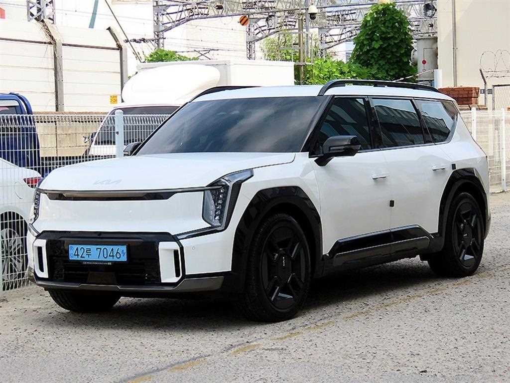 기아 EV9 롱레인지 4WD GT Line 이미지 3