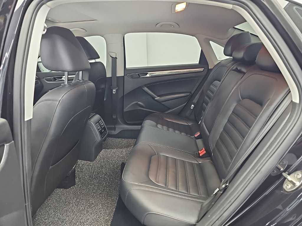 폭스바겐 파사트 더 뉴 파사트 2.0 TSI 이미지 12