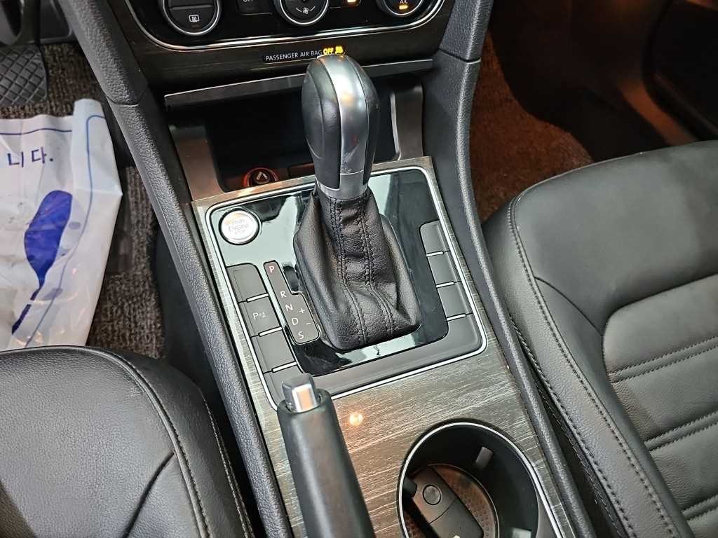 폭스바겐 파사트 더 뉴 파사트 2.0 TSI 이미지 8