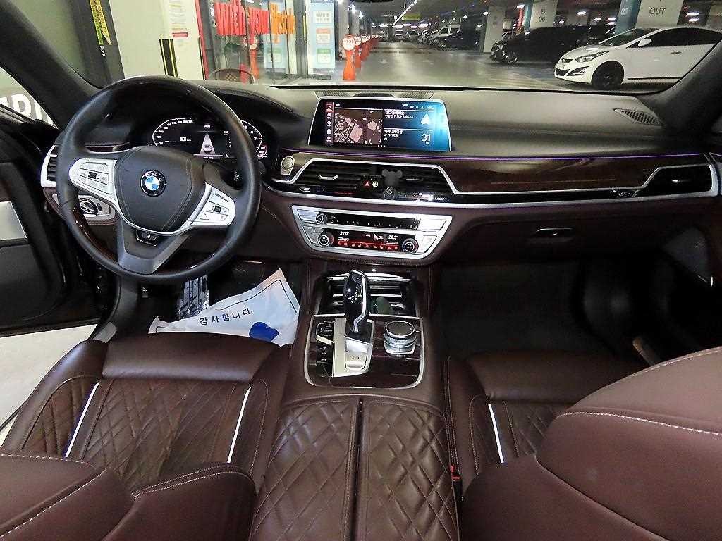 BMW 7시리즈 7시리즈 (G11) 750Li xDrive M 스포츠 이미지 10
