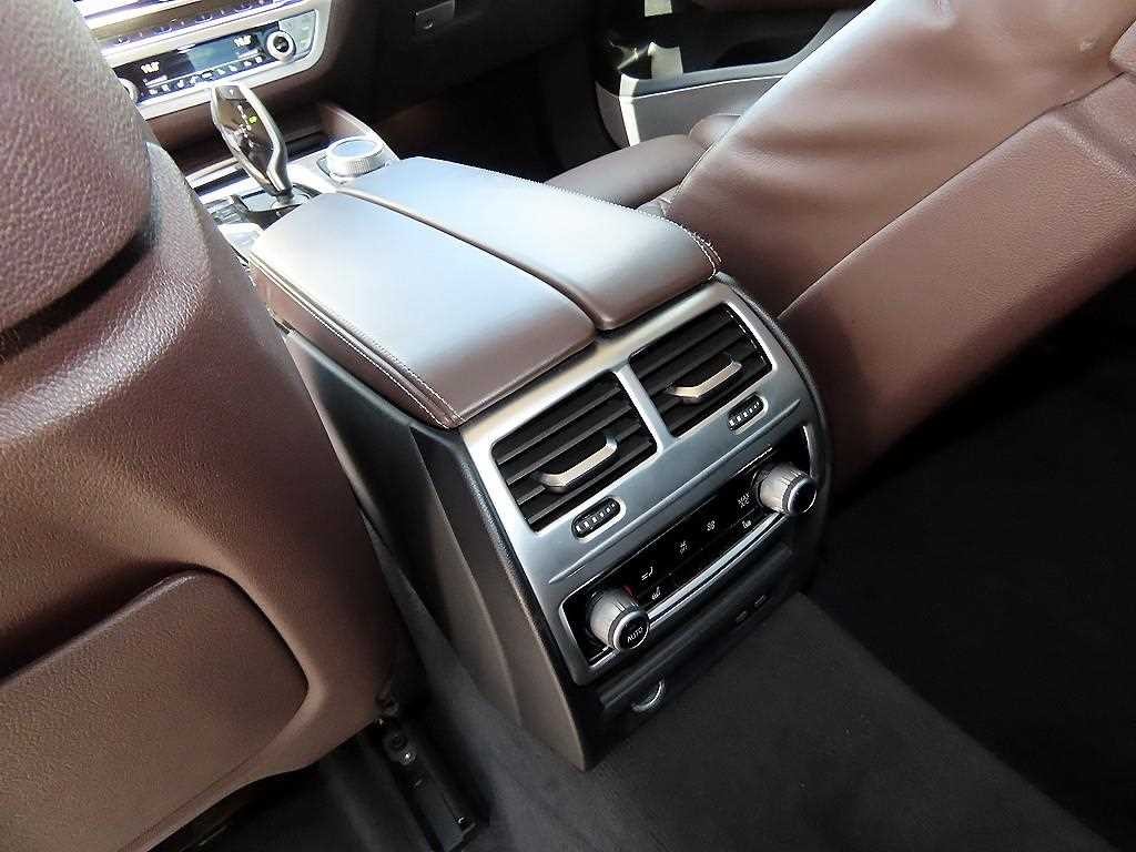 BMW 그란투리스모 6시리즈 GT (G32) 630i xDrive 럭셔리 이미지 16