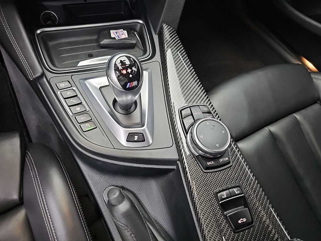 BMW 4시리즈 M4 (F82) 컨버터블 이미지 8