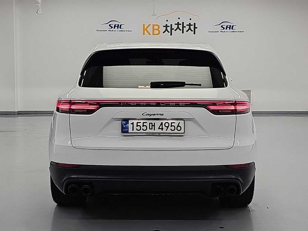 포르쉐 카이엔 카이엔(PO536) 3.0 플래티넘 에디션 이미지 3