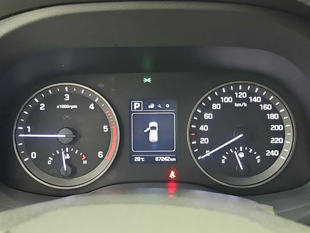 현대 투싼 올뉴투싼 디젤 1.7 2WD 모던 이미지 6