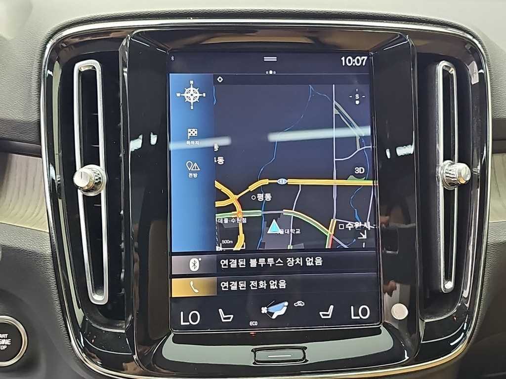 볼보 XC40 T4 4WD 인스크립션 이미지 15