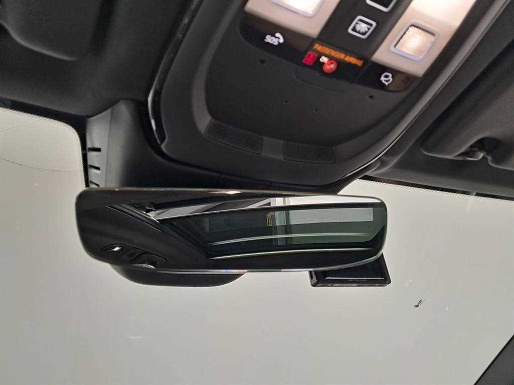 볼보 XC60 XC60(2세대) B6 AWD 얼티메이트 브라이트 이미지 15
