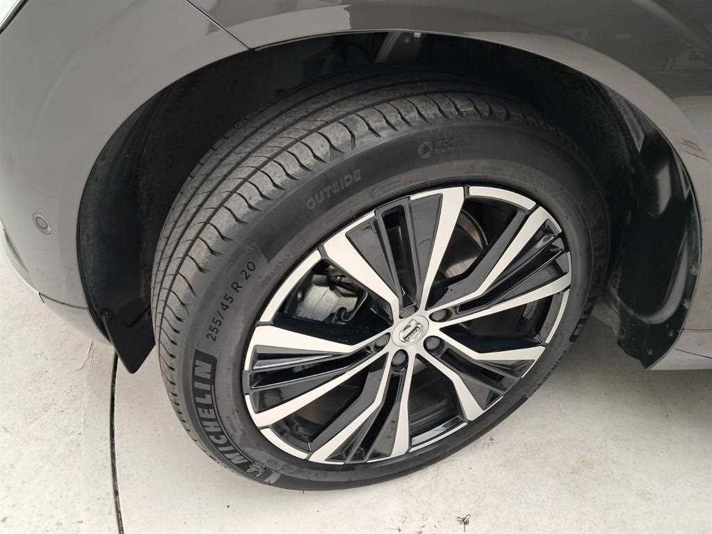 볼보 XC60 XC60(2세대) B6 AWD 얼티메이트 브라이트 이미지 20