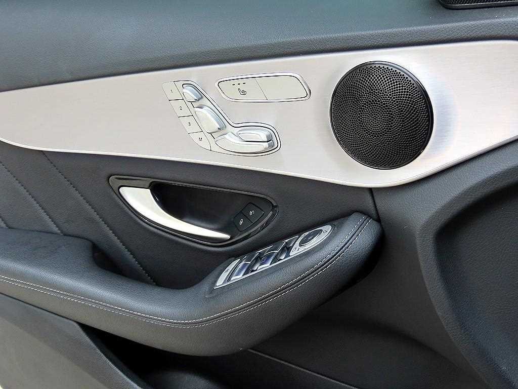 벤츠 C 클래스 C클래스 W205 C200 AMG LINE 이미지 11