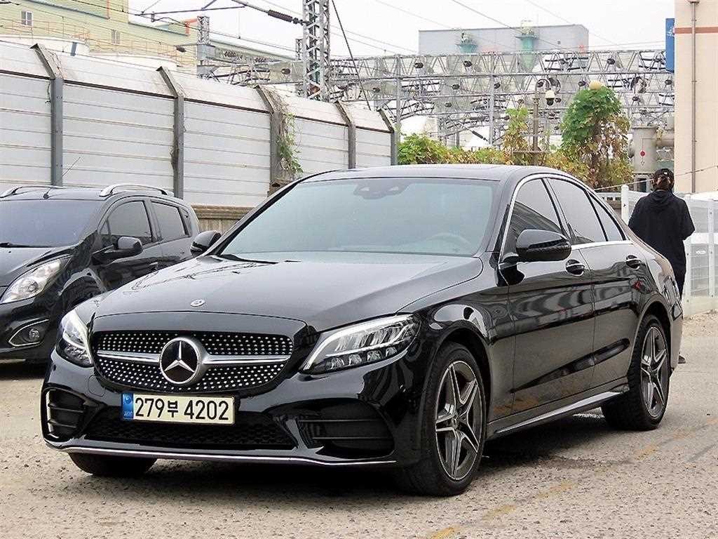 벤츠 C 클래스 C클래스 W205 C200 AMG LINE 이미지 2