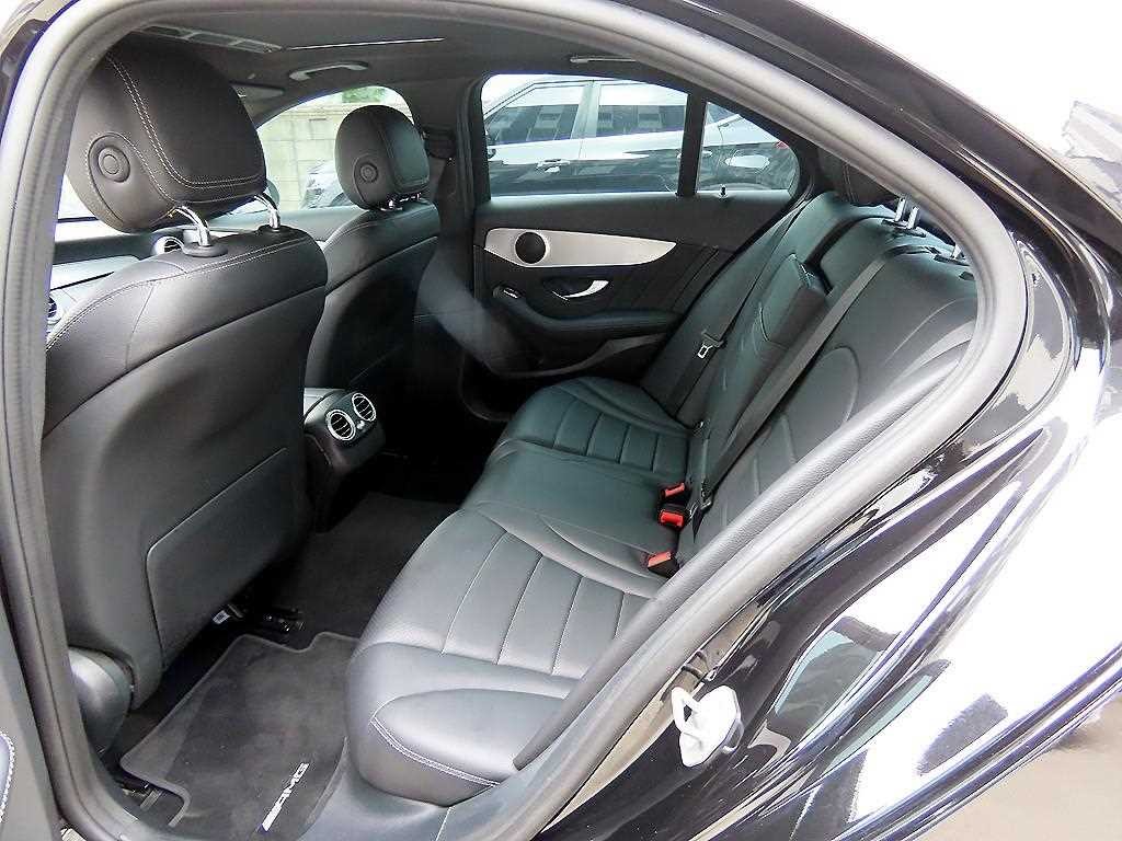 벤츠 C 클래스 C클래스 W205 C200 AMG LINE 이미지 6