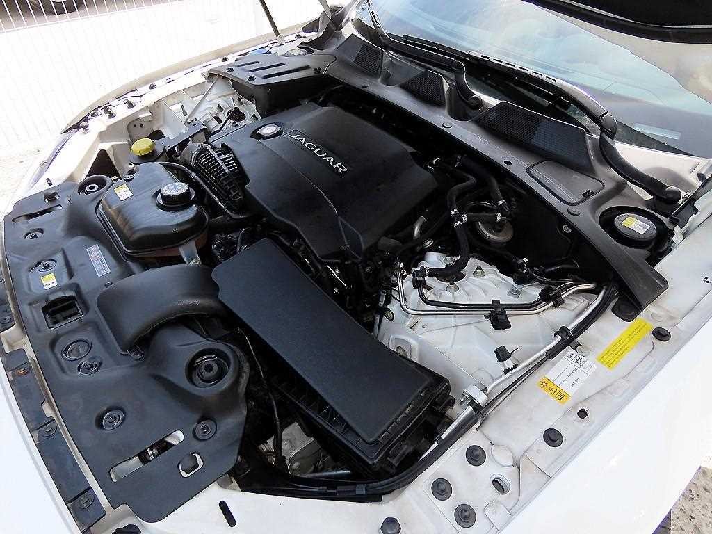 재규어 XJ XJ (X351) 3.0D 프리미엄 럭셔리 SWB 이미지 19
