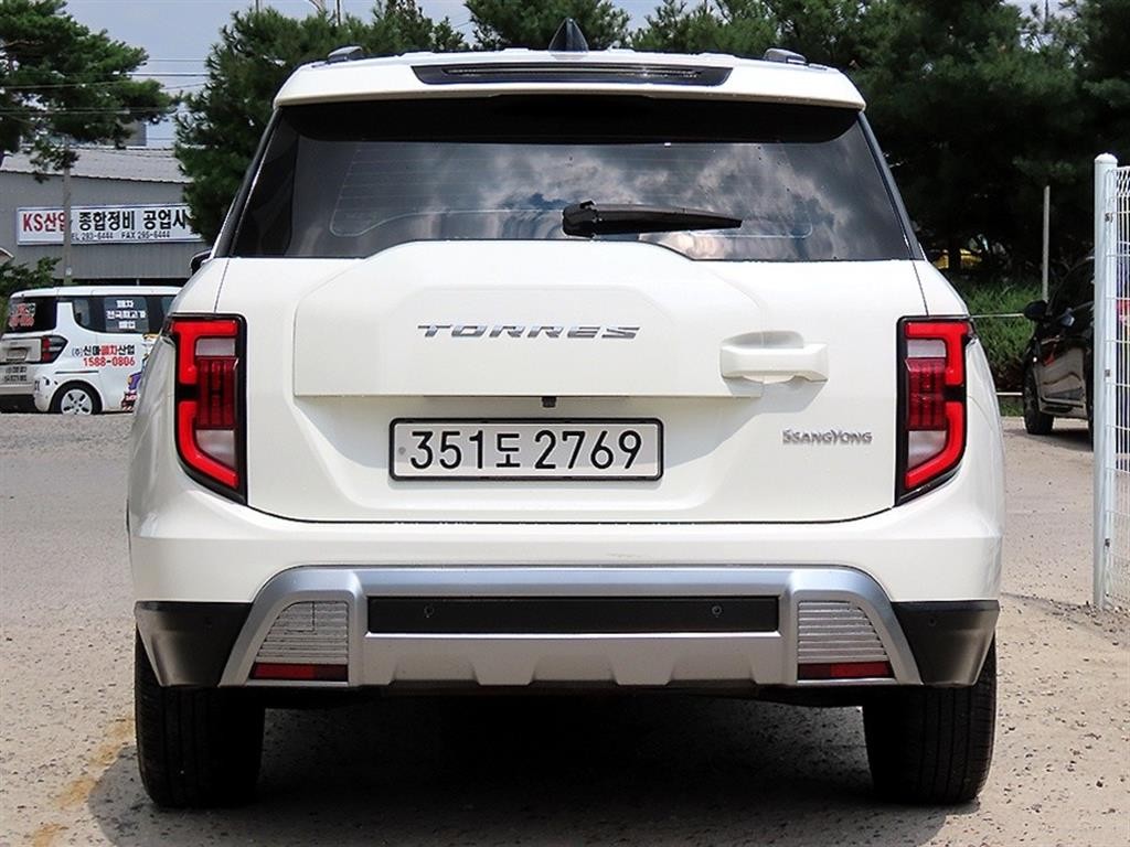 KG모빌리티(쌍용) 토레스 1.5 GDI-T 2WD T5 이미지 4
