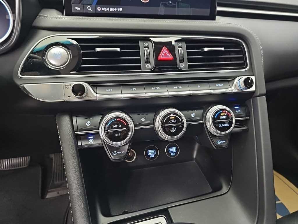 제네시스 G70 더 뉴 G70 디젤 2.2D 2WD 기본형 이미지 10
