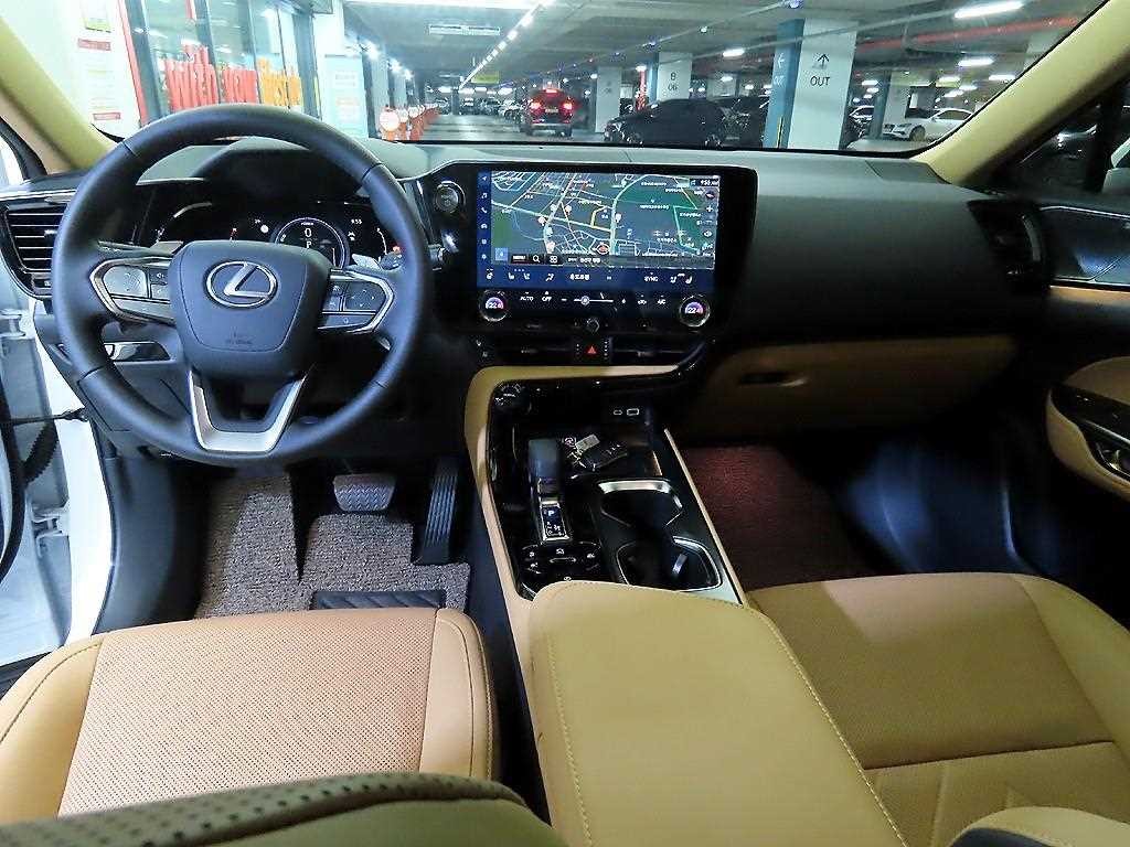 렉서스 NX NX 350h 력셔리 이미지 10