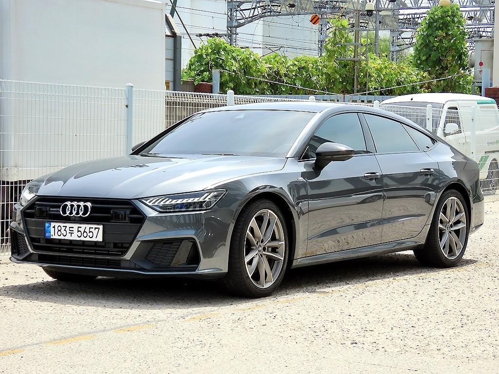 아우디 A7 A7 (4K) 55 TFSI 콰트로 프리미엄 이미지 2