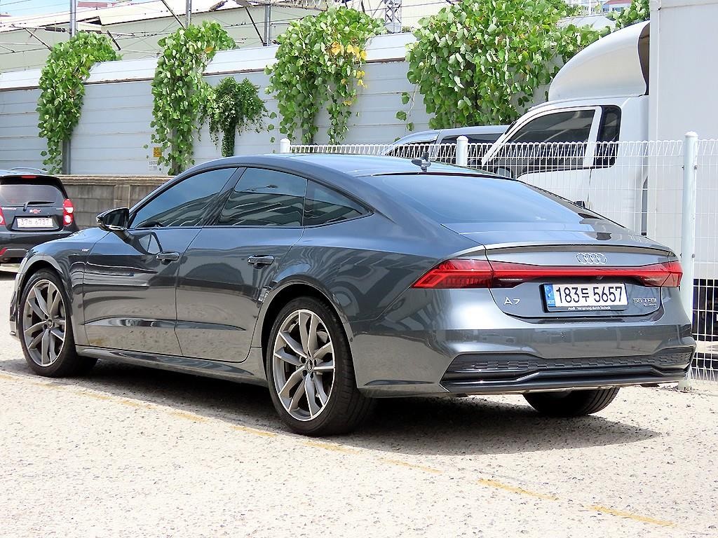 아우디 A7 A7 (4K) 55 TFSI 콰트로 프리미엄 이미지 3