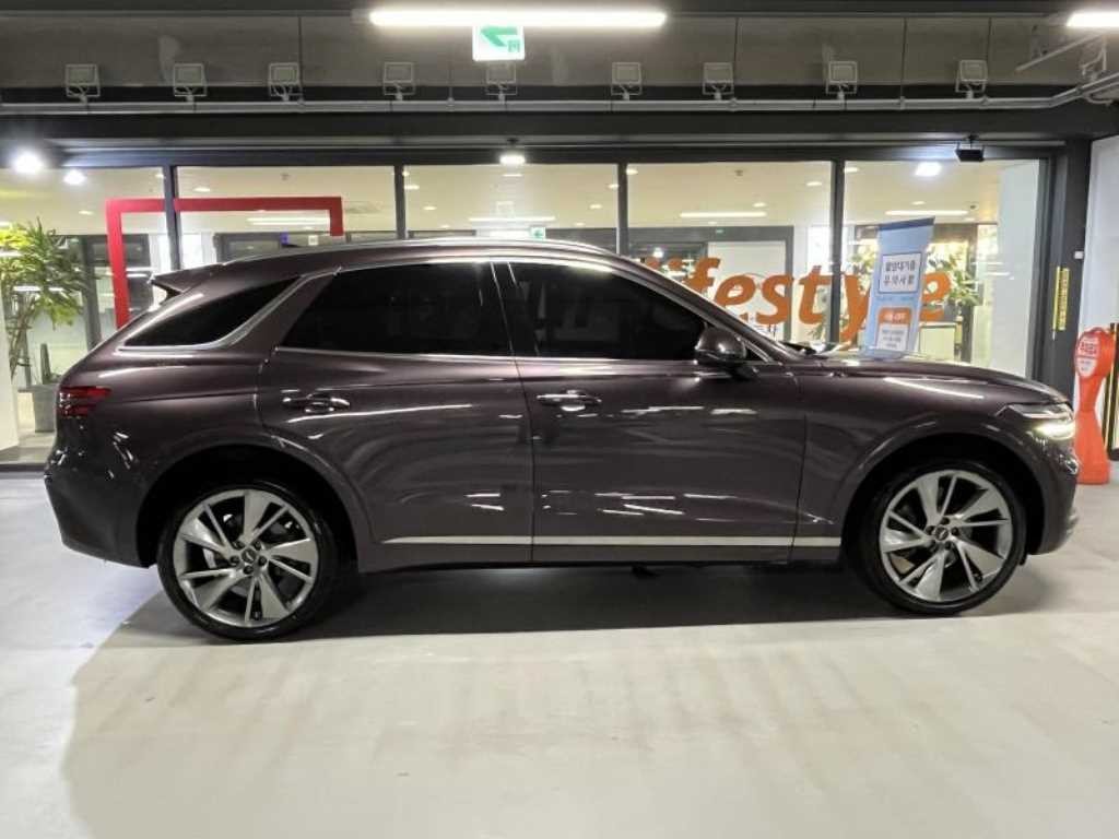 제네시스 GV70 2.2 디젤 2WD 이미지 3
