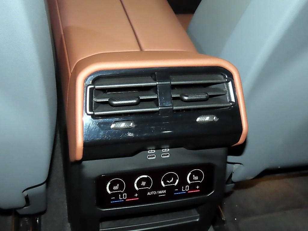 BMW 5시리즈 5시리즈 (G60) 530e xDrive M 스포츠 이미지 14